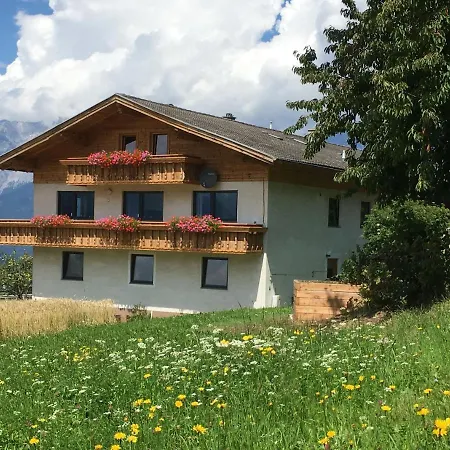 Wiesenhof - & Weitblick Ueber - Ladestation Fuer Elektroautos