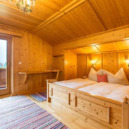 Appartement Wiesenhof - & Weitblick Ueber - Ladestation Fuer Elektroautos Innsbruck