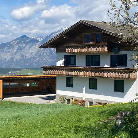 Wiesenhof - & Weitblick Ueber - Ladestation Fuer Elektroautos * Ίνσμπρουκ
